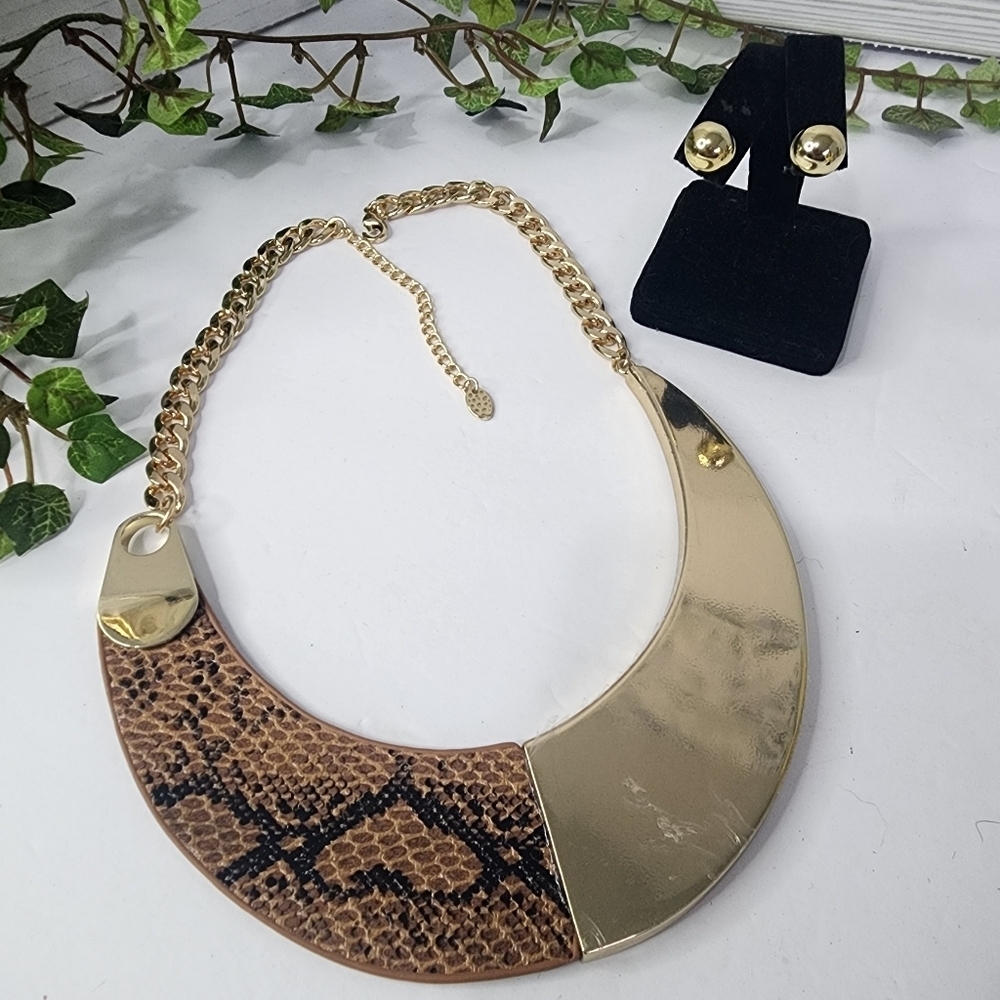 Crescent Snakeskin and Gold Necklace Earrings Set New
